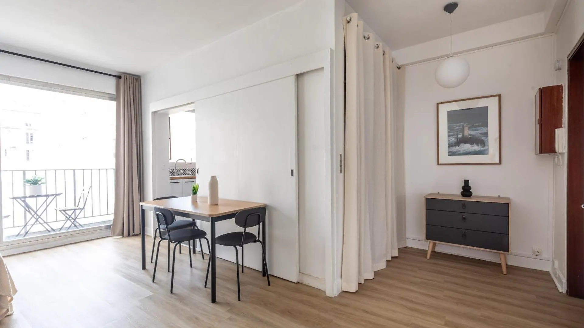 Appartement Fastueux Au 16Eme Arrondissement Paris