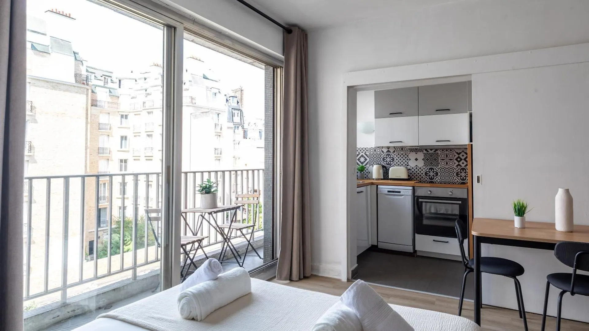 Appartement Fastueux Au 16Eme Arrondissement Paris