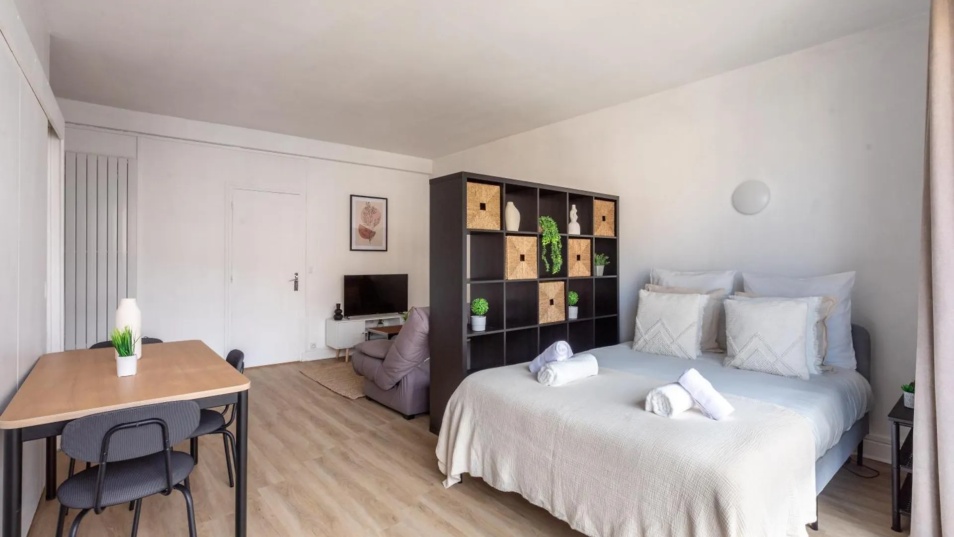 Appartement Fastueux Au 16Eme Arrondissement location